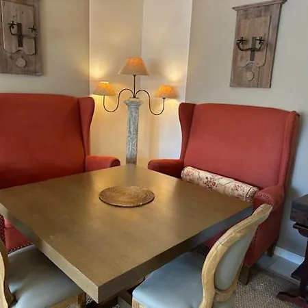 Congress Et Comfort Apartment *